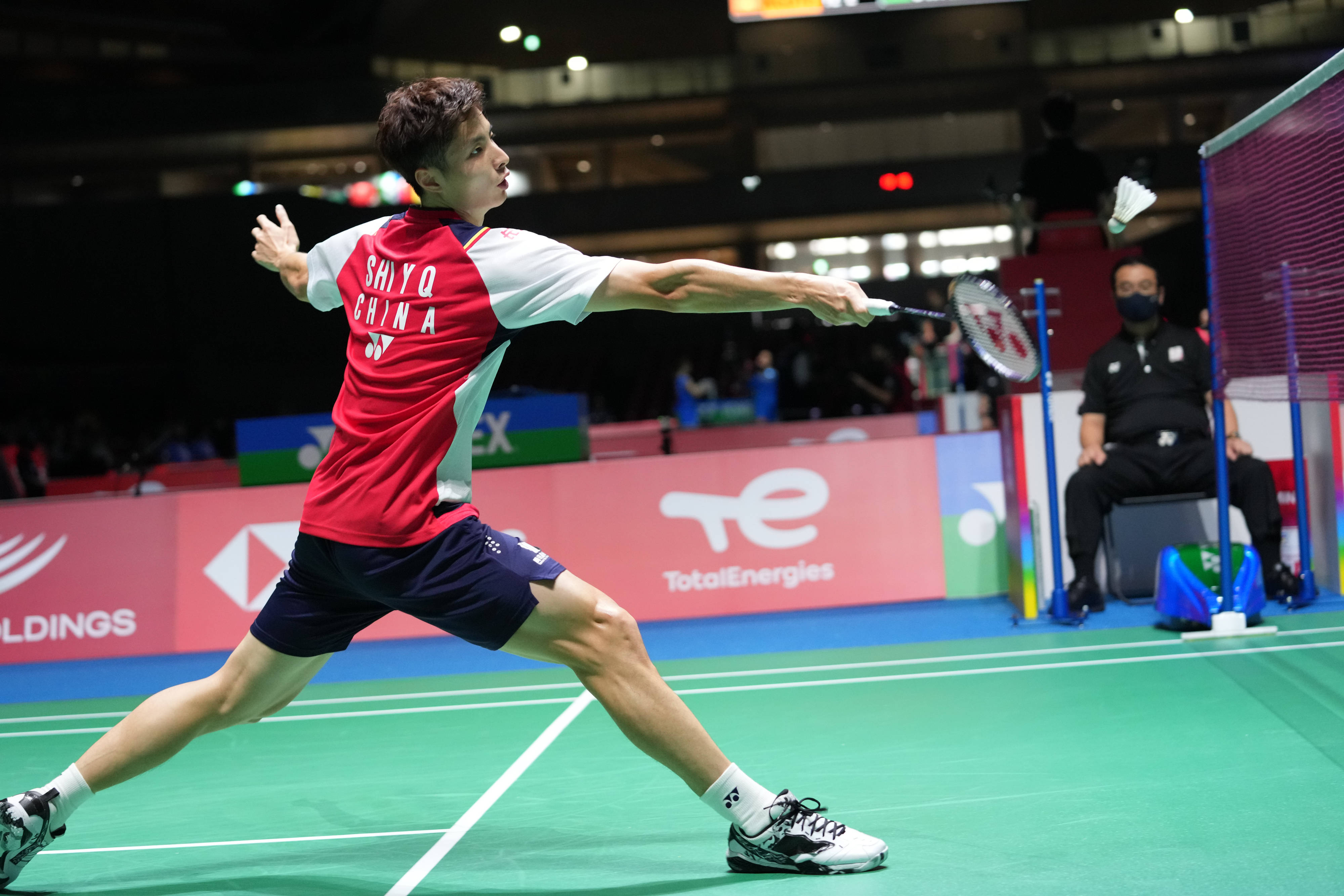 但由于战术 但由于战术