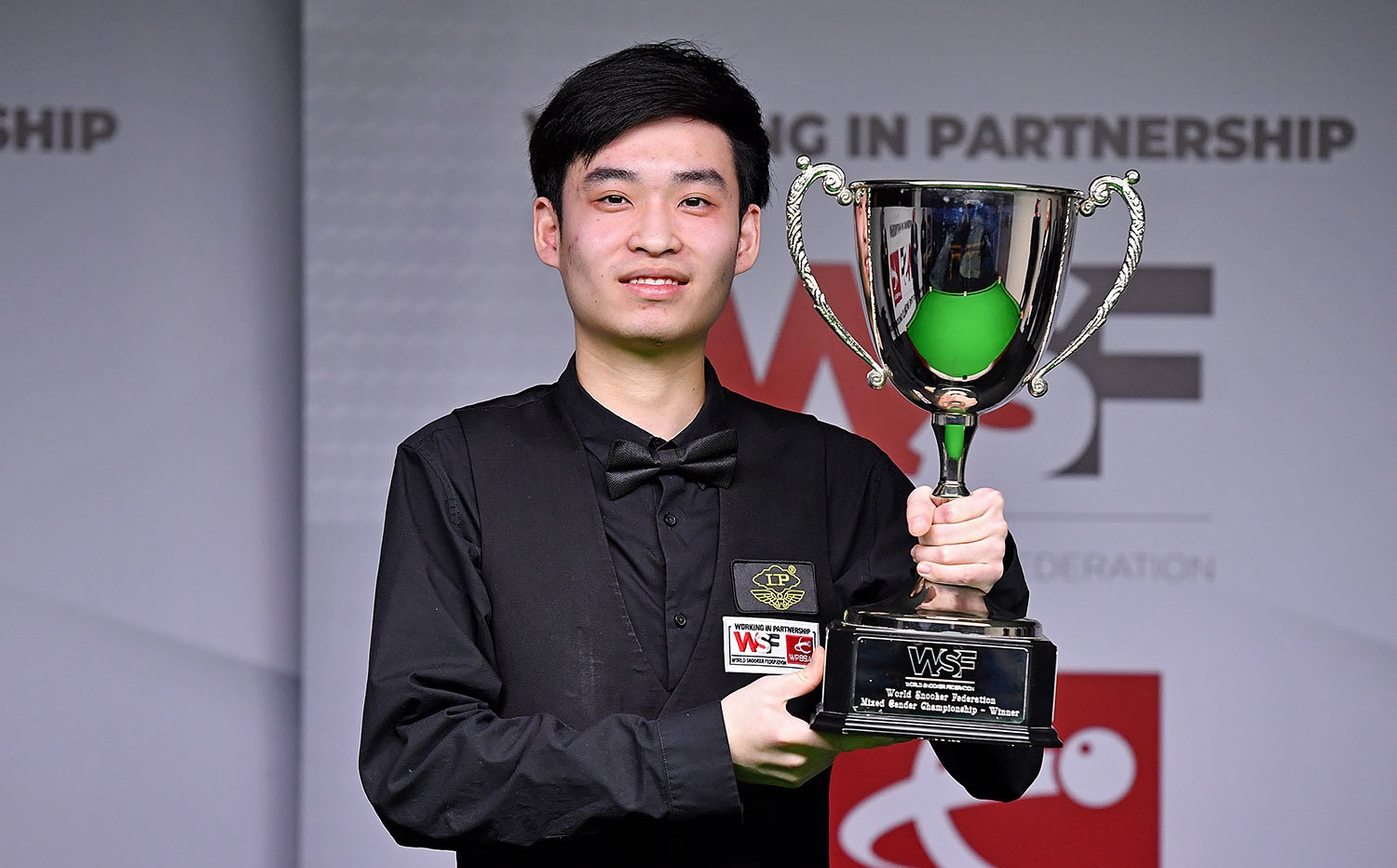 年轻球员大 年轻球员大