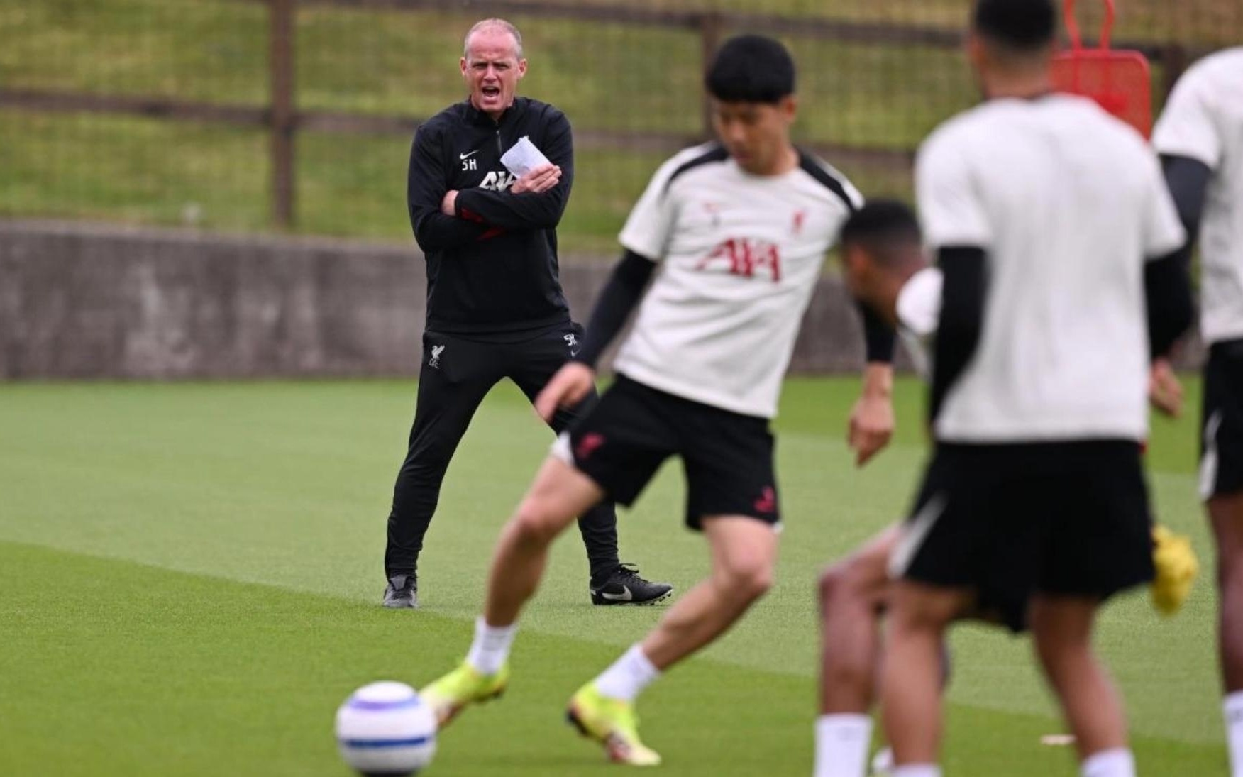 03亿欧元 03亿欧元