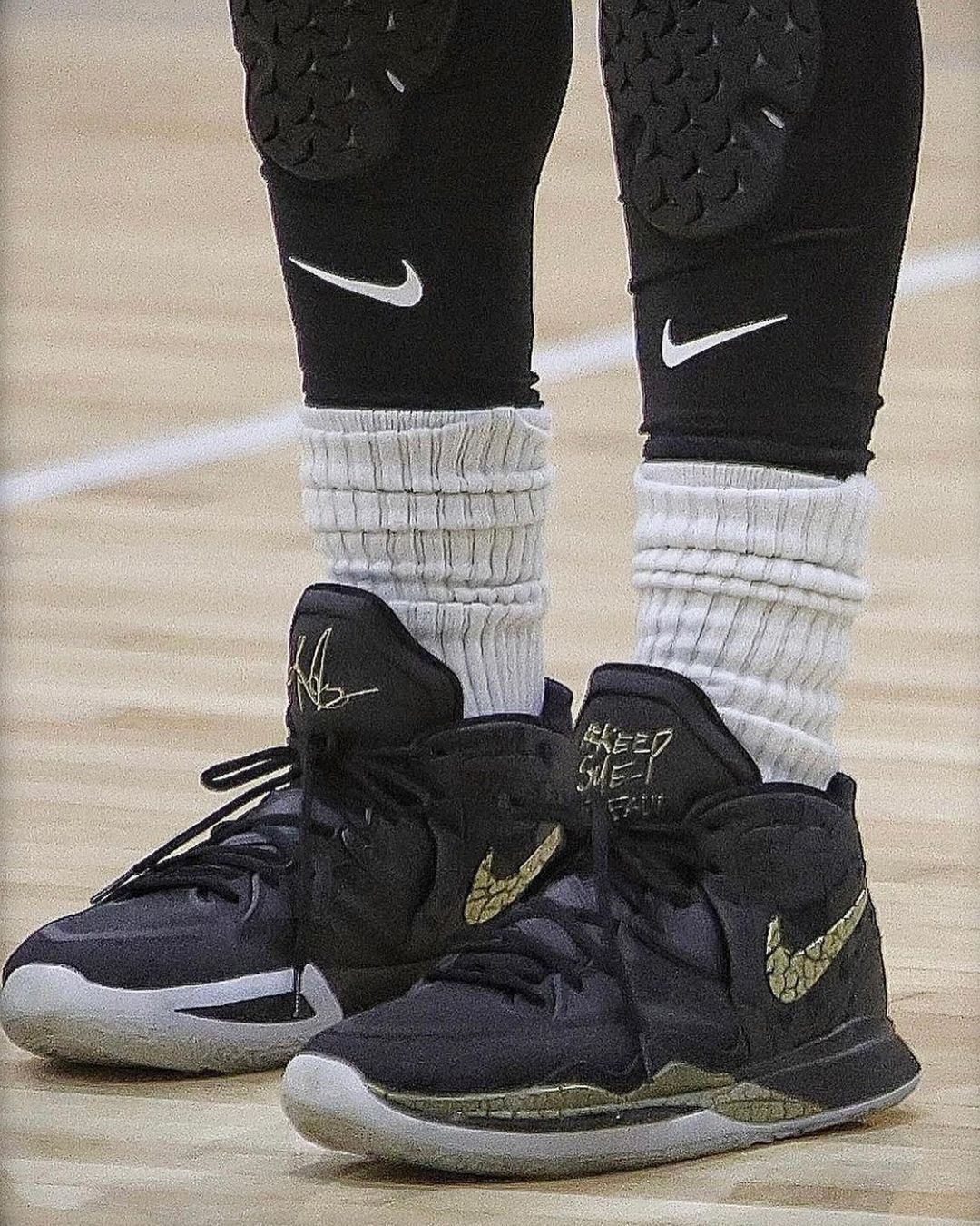 米都很明确 米都很明确